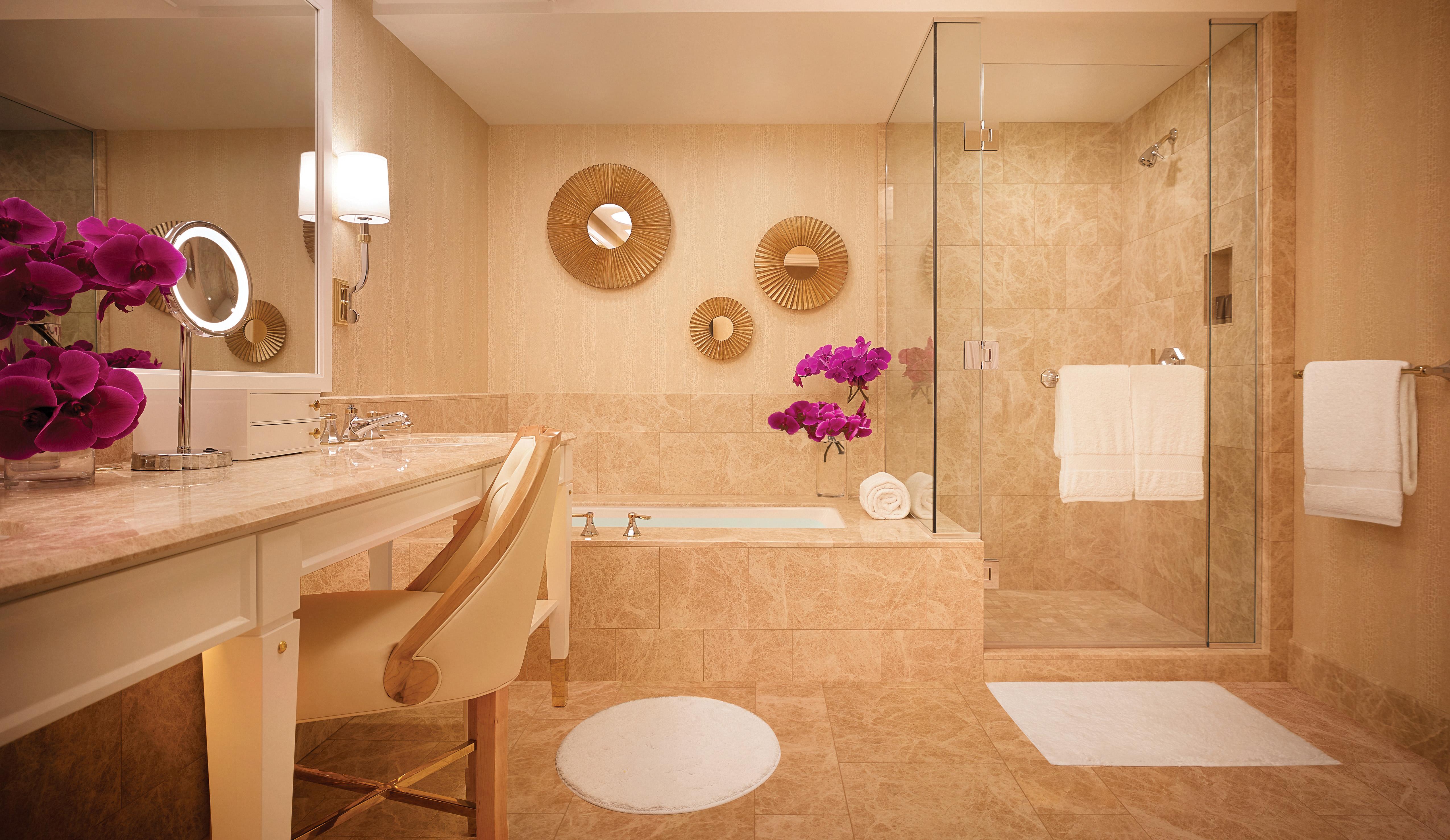 Encore Boston Harbor Everett Exterior photo A bathroom at Wynn Las Vegas