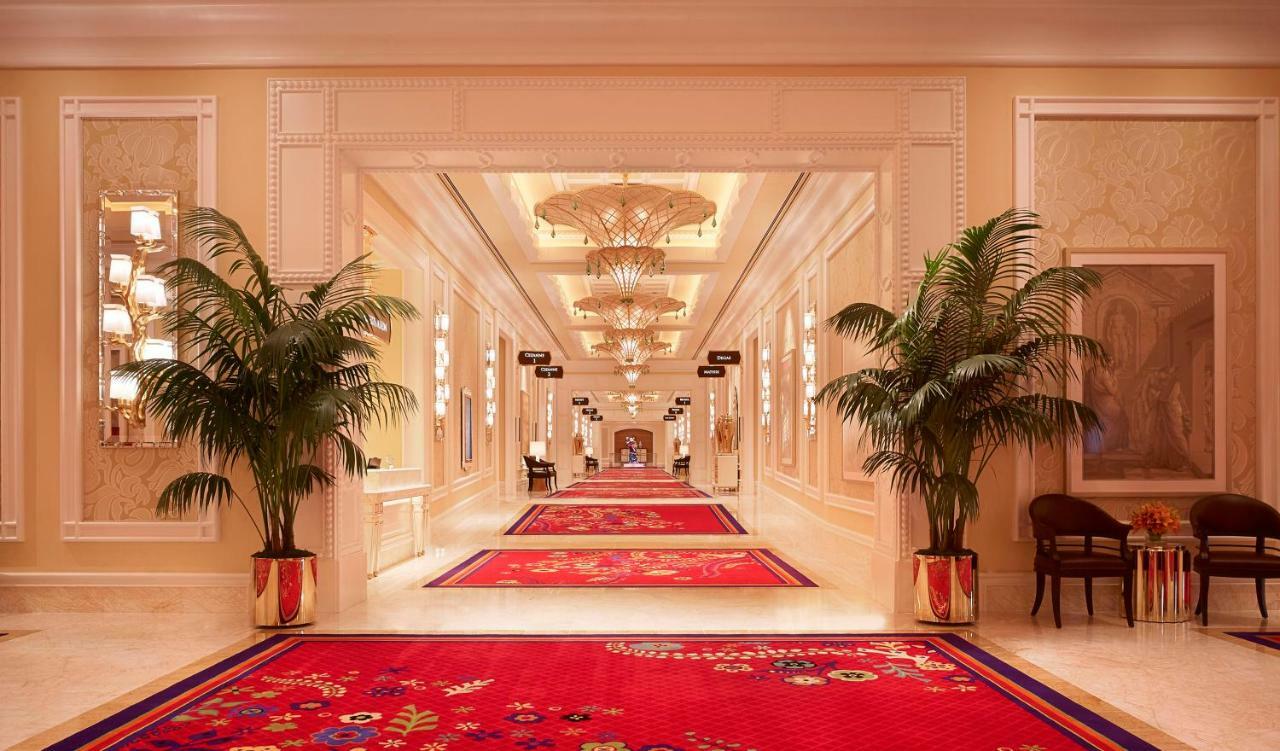 Encore Boston Harbor Everett Exterior photo The interior of the hotel